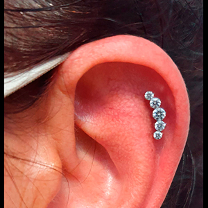 Helix piercing with cluster jewel