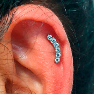 Helix piercing with cluster