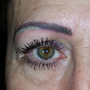 Microblading correction on old micropigmentation & lower white highlight